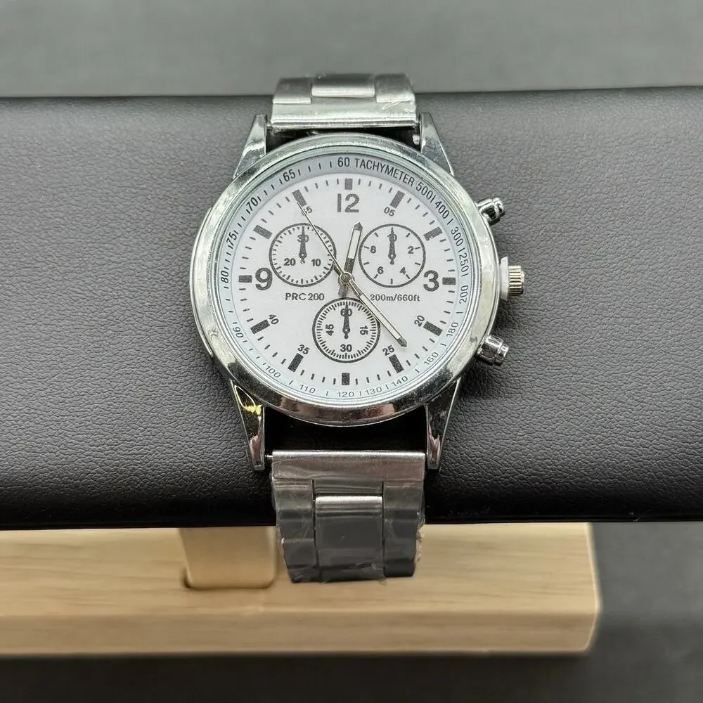 Fashion Men’s Sport Watch White Dial Silver Stainless Steel Clasp Analog Quartz